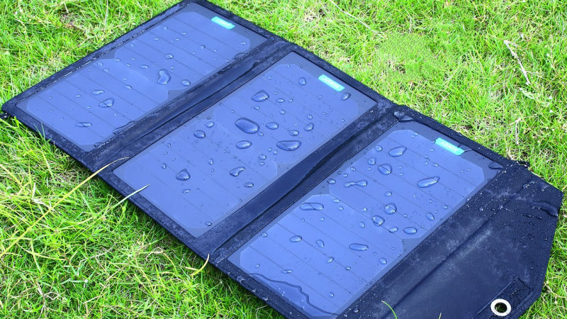 Cargador Solar Aukey 20W, $39 con cĂłdigo AUKEYPB2 | Cargador Solar Aukey 28W, $48 con cĂłdigo AUKEYPB3